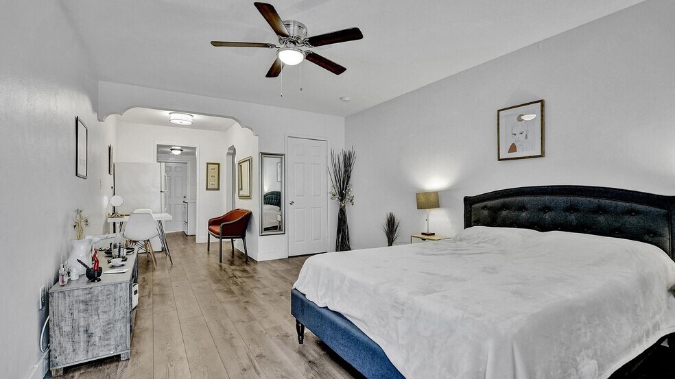 More Photos Of 7630 Byron Ave, Miami Beach Apartments For Sale