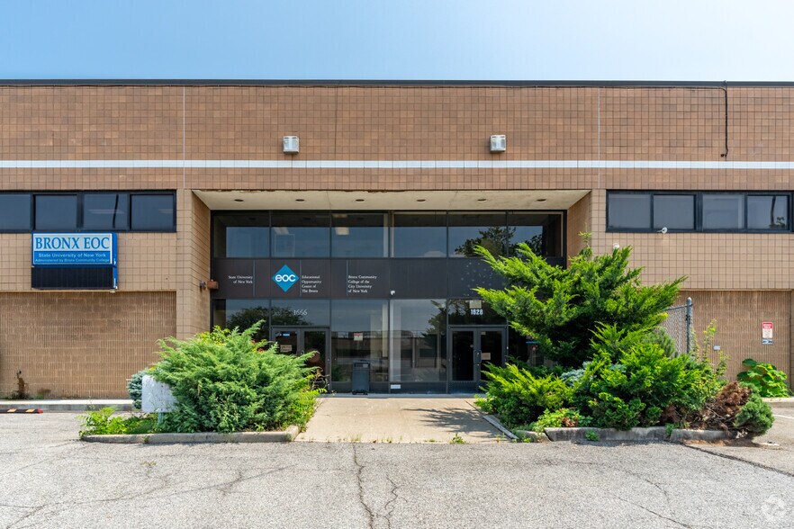 More Photos Of 1610 Bathgate Ave, Bronx Unknown For Lease