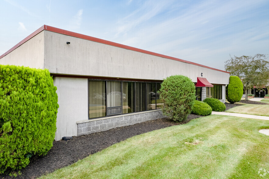 Primary Photo Of 2525 US Highway 130, Cranbury Medical For Lease