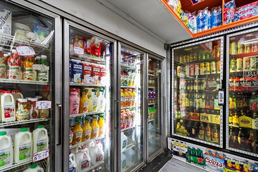 More Photos Of 7 Hillside Ave, New York Convenience Store For Sale