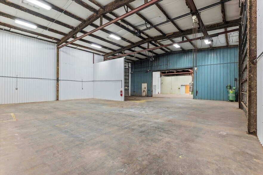 More Photos Of 2305 N State Highway 208, Colorado City Industrial For Sale