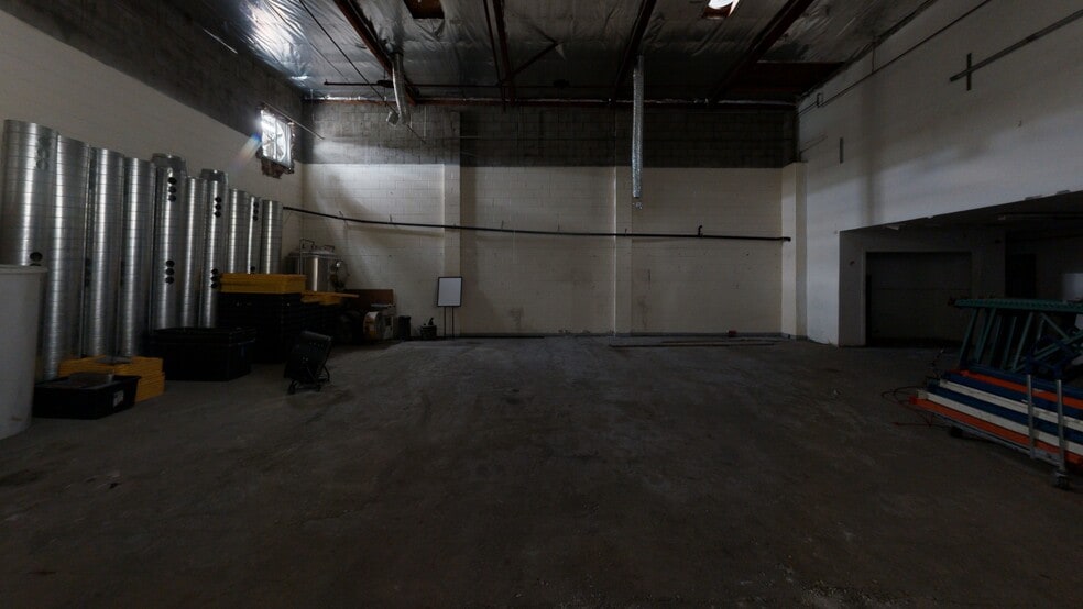 More Photos Of 2080 Belgrave Ave, Huntington Park Warehouse For Sale