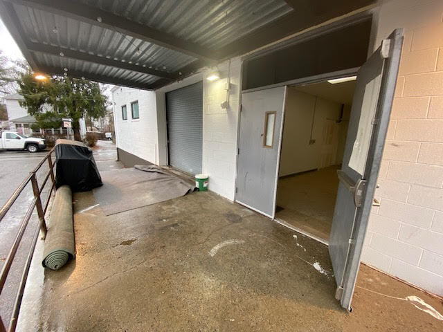 More Photos Of 1254-1256 Main St, Waltham Light Manufacturing For Lease