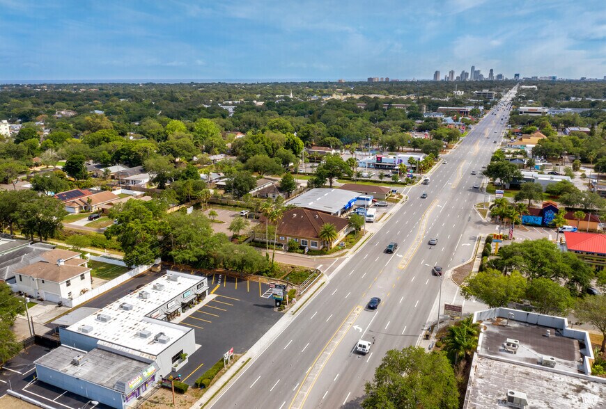 More Photos Of 4601 4th St N, Saint Petersburg Storefront Retail Office For Lease