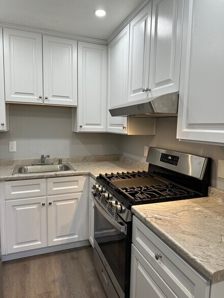 More Photos Of 200 Pine St, Auburn Apartments For Sale