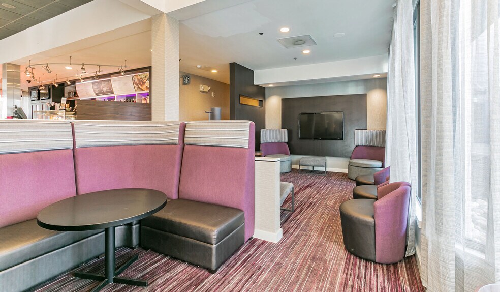 More Photos Of 1917 Coliseum Dr, Hampton Hotel For Sale