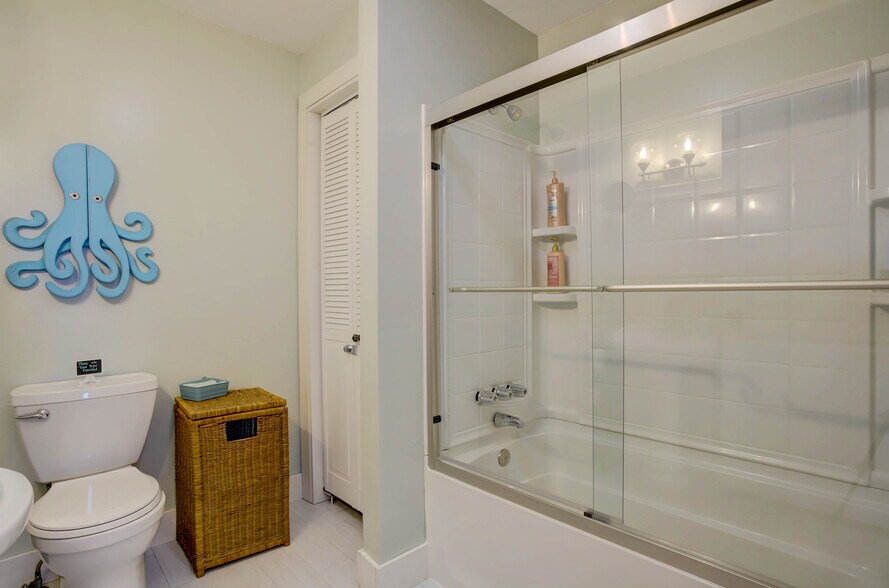 More Photos Of 3691 Main St, Chincoteague Marina For Sale