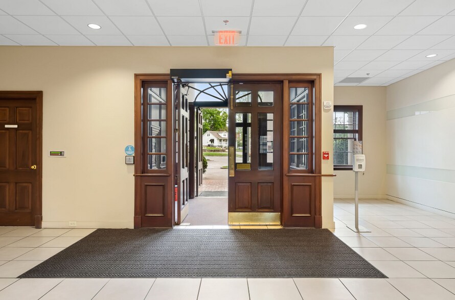 More Photos Of 112 Long Hollow Pike, Goodlettsville Office For Lease