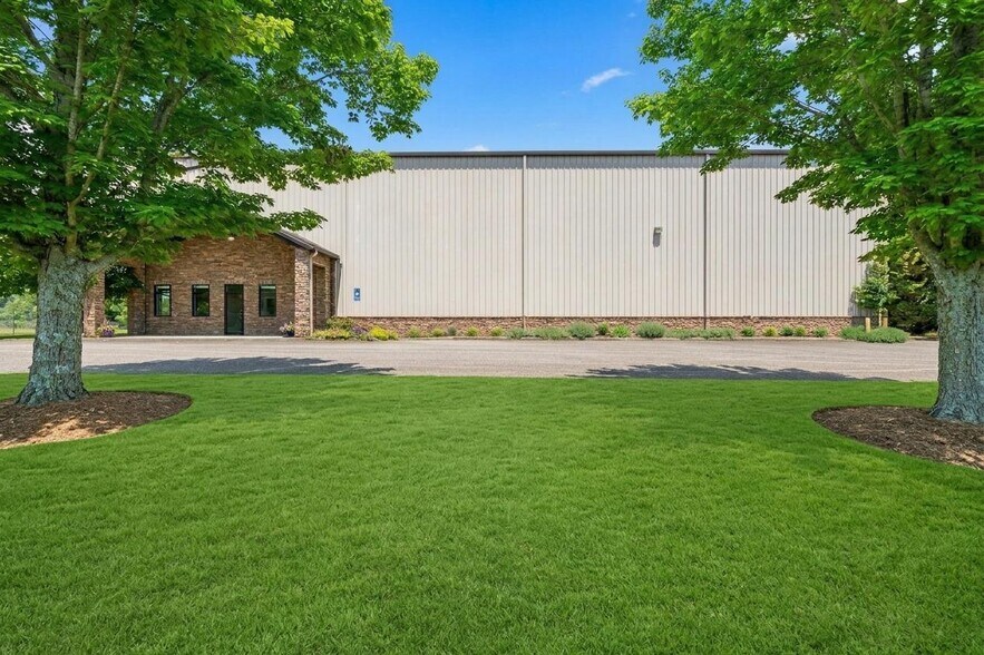 More Photos Of 1972 Red Oak Flats Rd, Dahlonega Warehouse For Sale