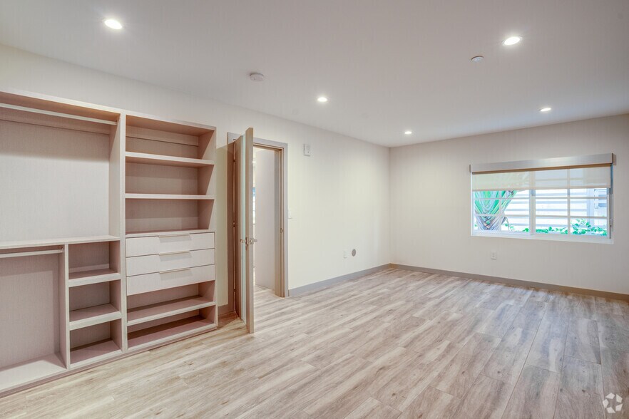 More Photos Of 8035-8045 Abbott Ave, Miami Beach Apartments For Sale