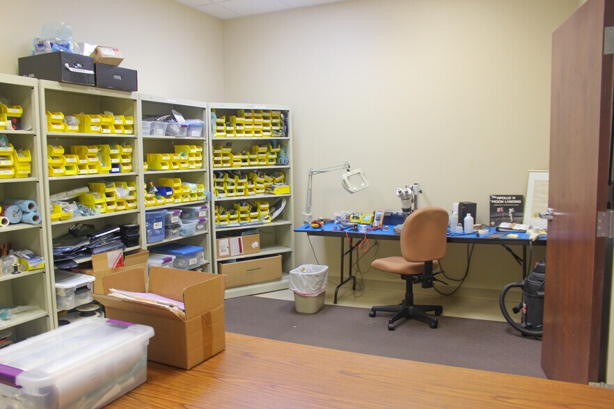 More Photos Of 8222 118th Ave, Largo Warehouse For Sale