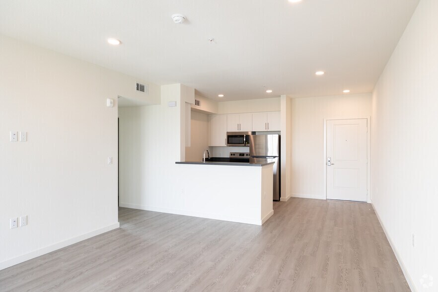 More Photos Of 3518 Chesapeake Ave, Los Angeles Apartments For Sale