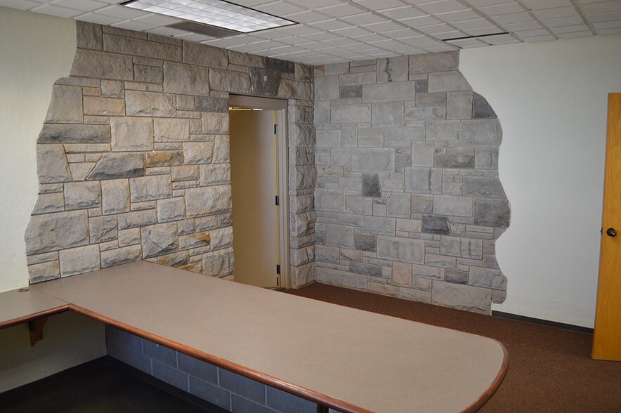 More Photos Of 3120 S Ann Arbor Ave, Oklahoma City Manufacturing For Sale
