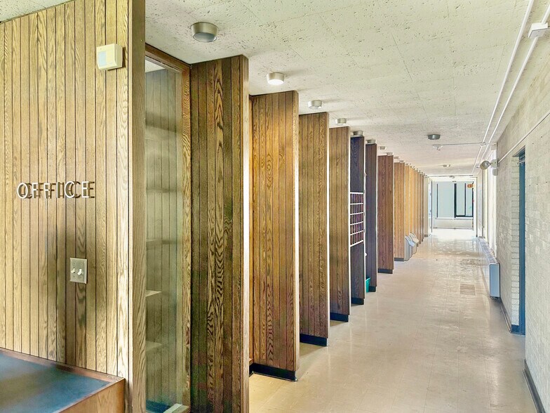 More Photos Of 2511 E Franklin Ave, Minneapolis Religious Facility For Sale