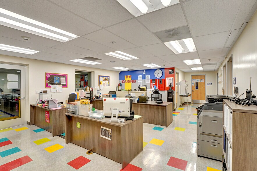 More Photos Of 8001 Santa Fe Ave, Huntington Park Schools For Sale