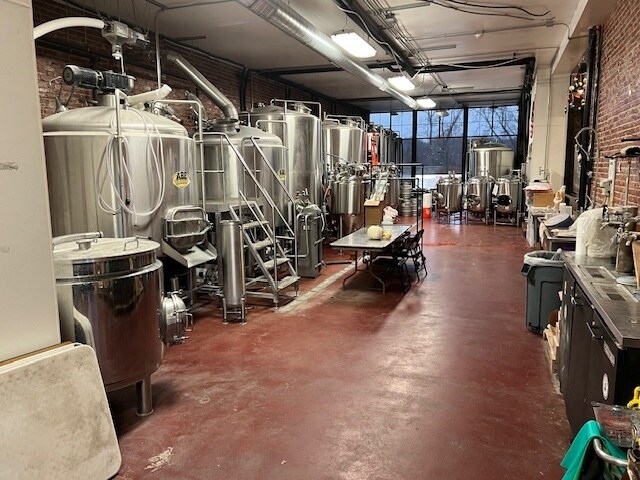 More Photos Of 248 N River St N, Delano Storefront Retail Residential For Sale