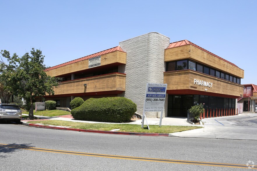 More Photos Of 8990 Garfield St, Riverside Medical For Lease