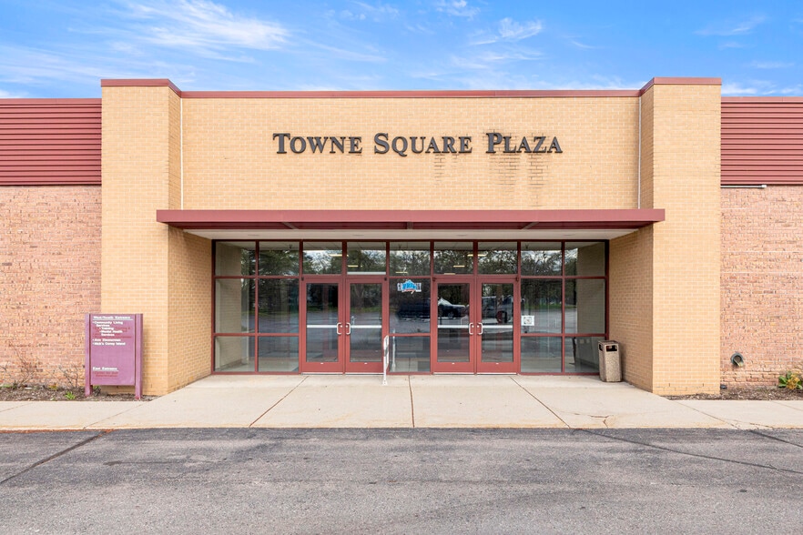 Primary Photo Of 35425 W Michigan Ave, Wayne General Retail For Lease
