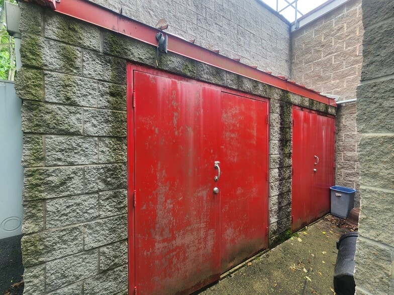 More Photos Of 764 Campbell Ave, West Haven Medical For Sale