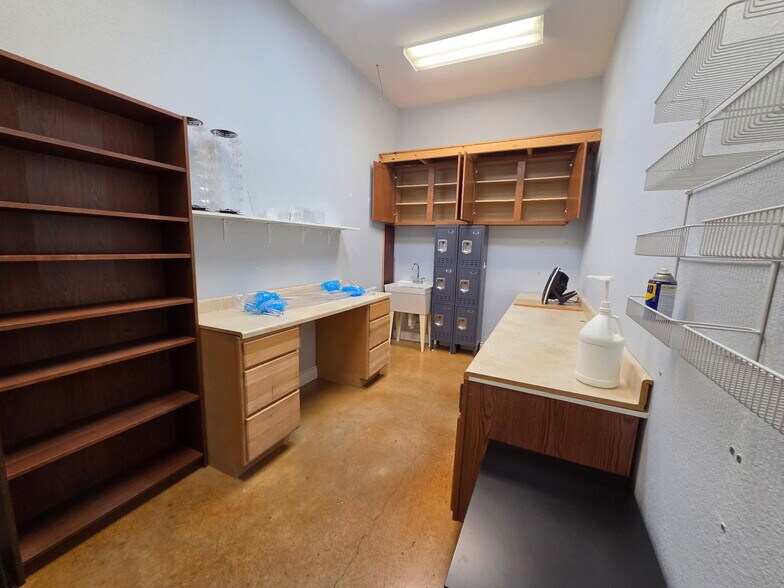 More Photos Of 1010 Old Austin Hutto Rd, Pflugerville Office For Lease
