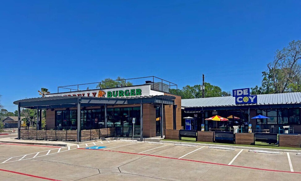 Primary Photo Of 1222 Witte Rd, Houston Restaurant For Lease