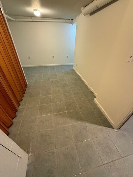 More Photos Of 4245 SW 109th Ave, Beaverton Office For Lease