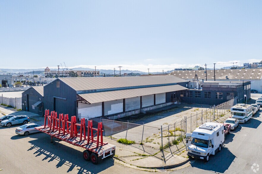 More Photos Of 1401 Illinois St, San Francisco Warehouse For Lease