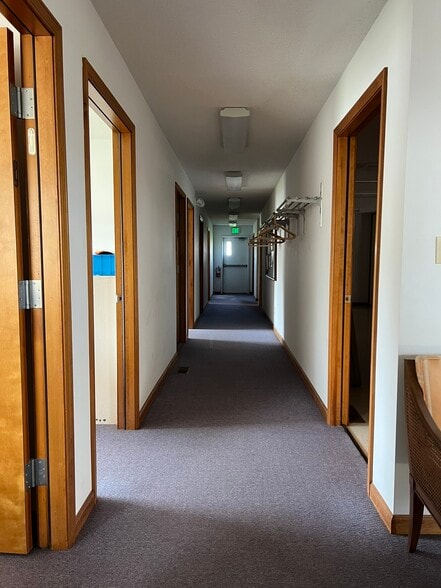 More Photos Of 223 Main St, Elwood Religious Facility For Sale