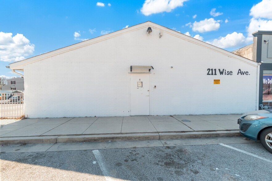 More Photos Of 211 Wise Ave, Dundalk Schools For Sale