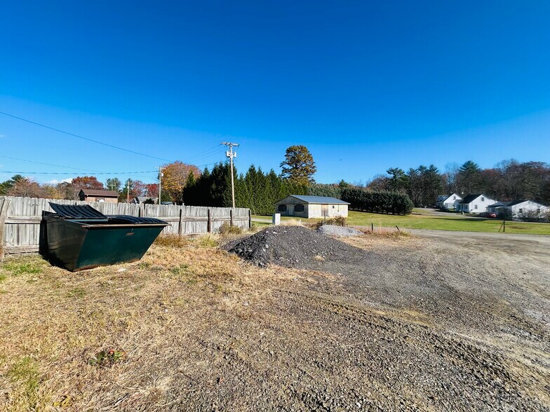 More Photos Of 0 Sweeney St, Floyd Land For Sale