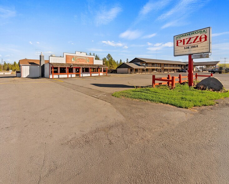 More Photos Of 52574 Highway 97, La Pine Restaurant For Sale