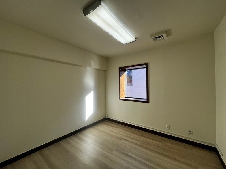 More Photos Of 1966 13th St, Boulder Office For Lease