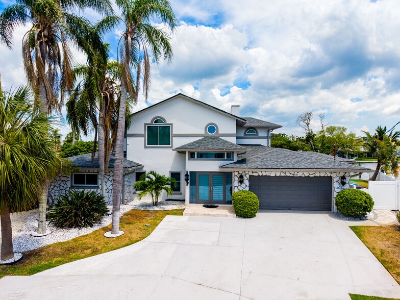 Primary Photo Of 4124 Harbor Cir S, Largo Specialty For Sale
