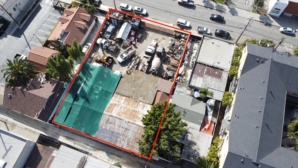 More Photos Of 1344 Temple Ave, Long Beach Service For Sale