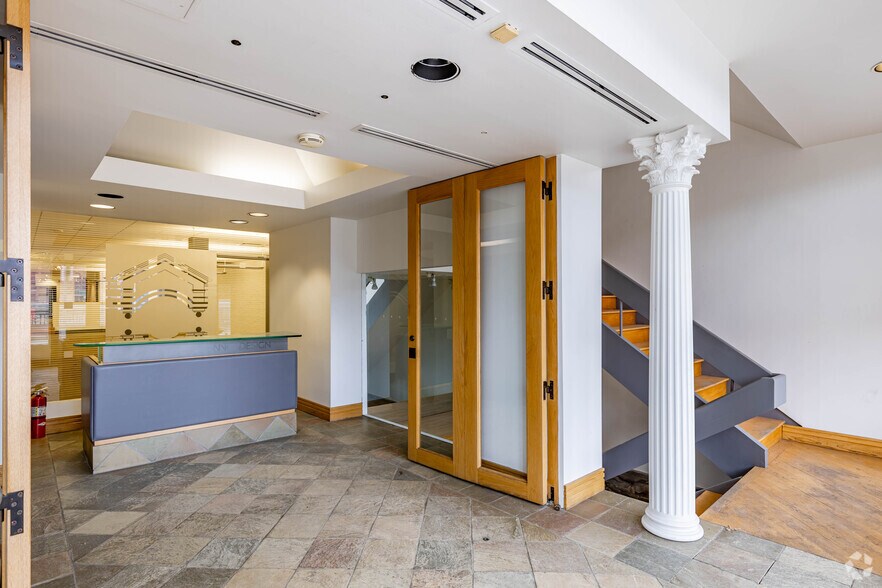 More Photos Of 227 Fort Pitt Blvd, Pittsburgh Loft Creative Space For Lease