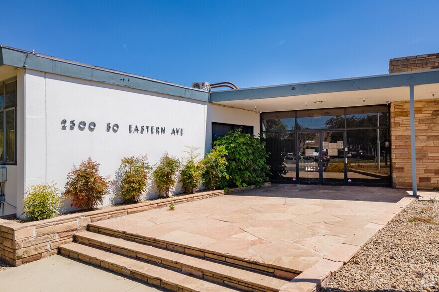 More Photos Of 2300 S Eastern Ave, Commerce Industrial For Sale