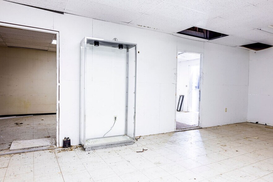 More Photos Of 236 Pearson rd, Pearsonville Industrial For Sale