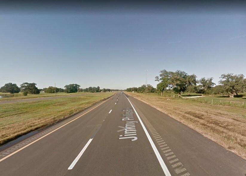 More Photos Of 0 Hwy 35, Angleton Land For Lease