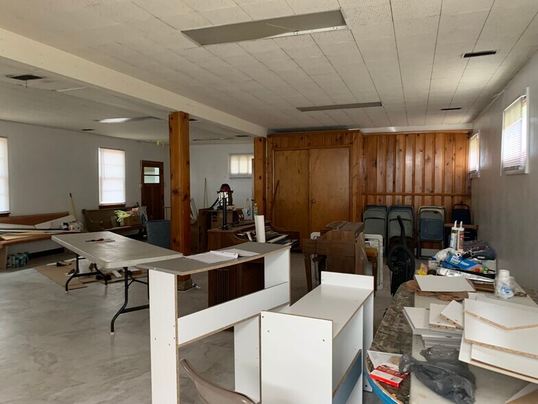 More Photos Of 35 Murray St, Saint Clair Specialty For Sale