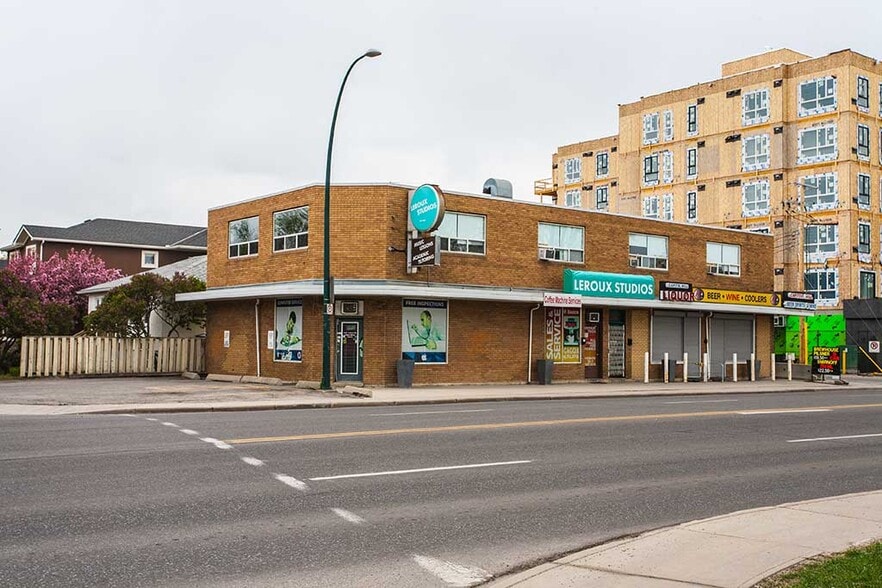 Primary Photo Of 2116 14 St NW, Calgary Storefront For Sale