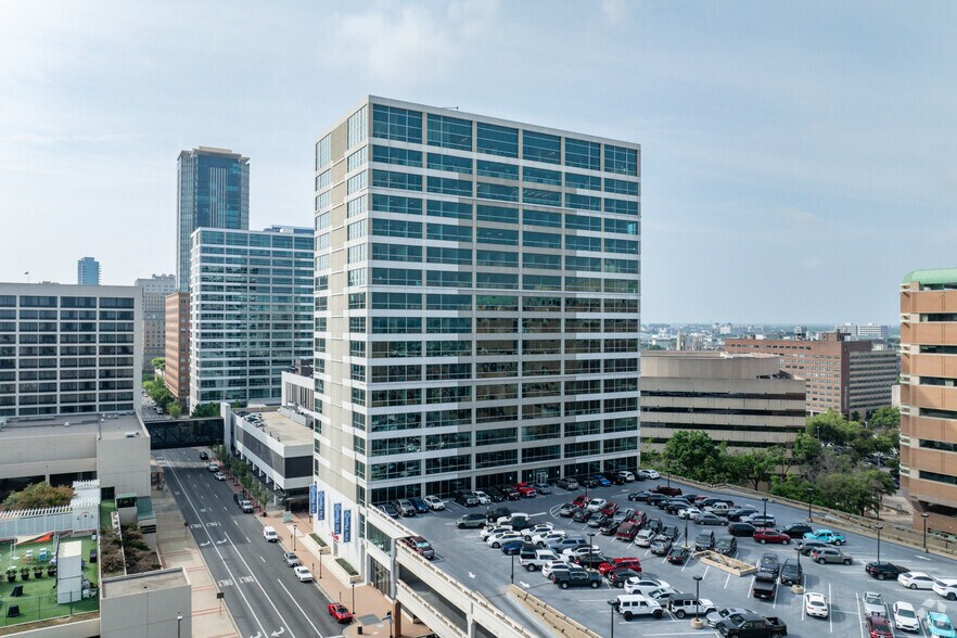 More Photos Of 150 Throckmorton St, Fort Worth Unknown For Sale