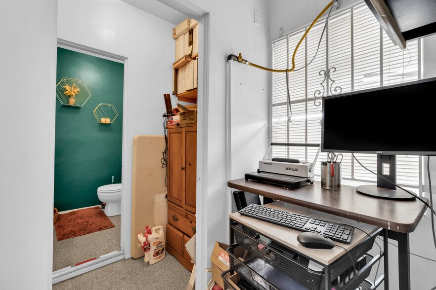 More Photos Of 1258 Broadway, El Cajon Office For Sale