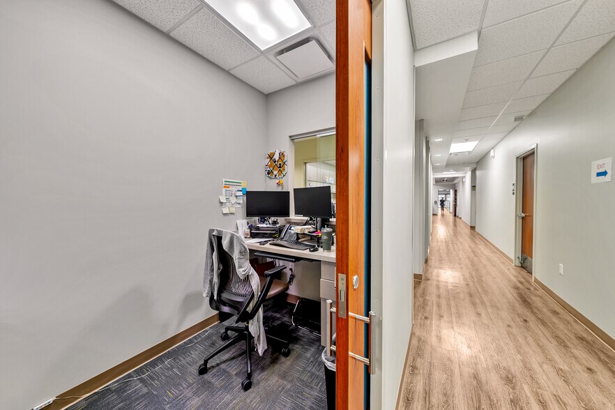 More Photos Of 1879 Williams Hwy, Grants Pass Medical For Sale