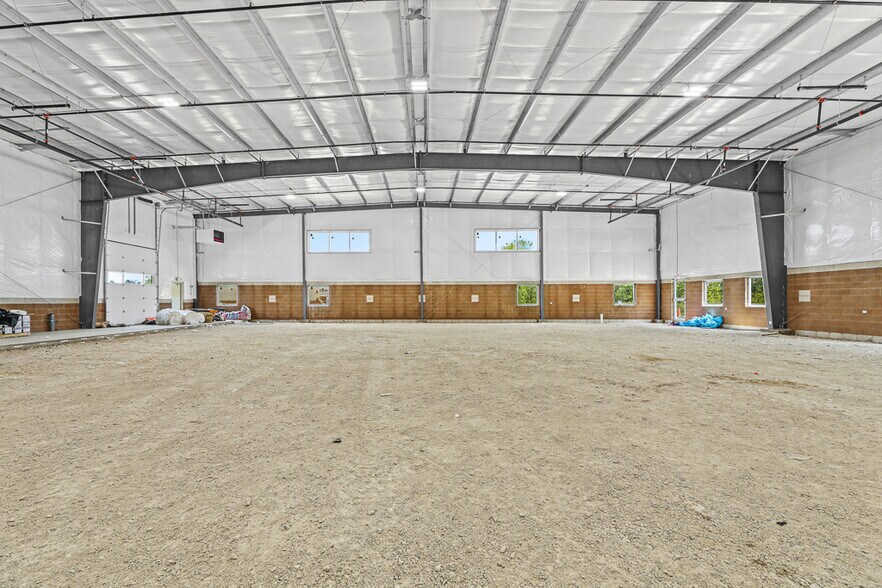 More Photos Of 2844 Westway Drive, Brunswick Warehouse For Lease