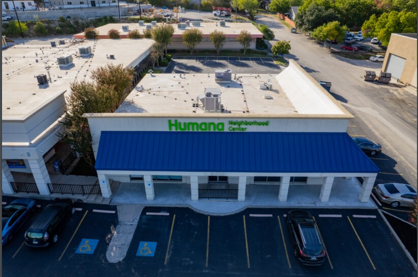 More Photos Of 7049-7075 San Pedro Ave, San Antonio Storefront For Lease