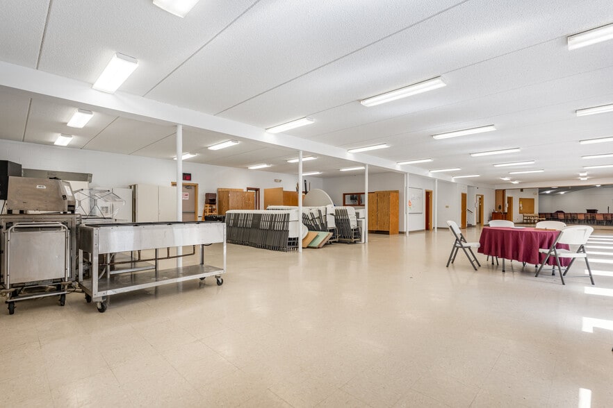 More Photos Of 1626 State Route 31, Oswego Specialty For Sale