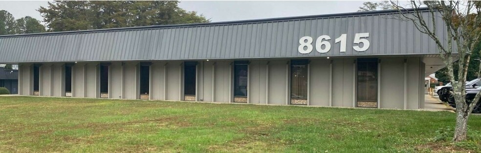 Primary Photo Of 8615 Roswell Rd, Atlanta Showroom For Sale