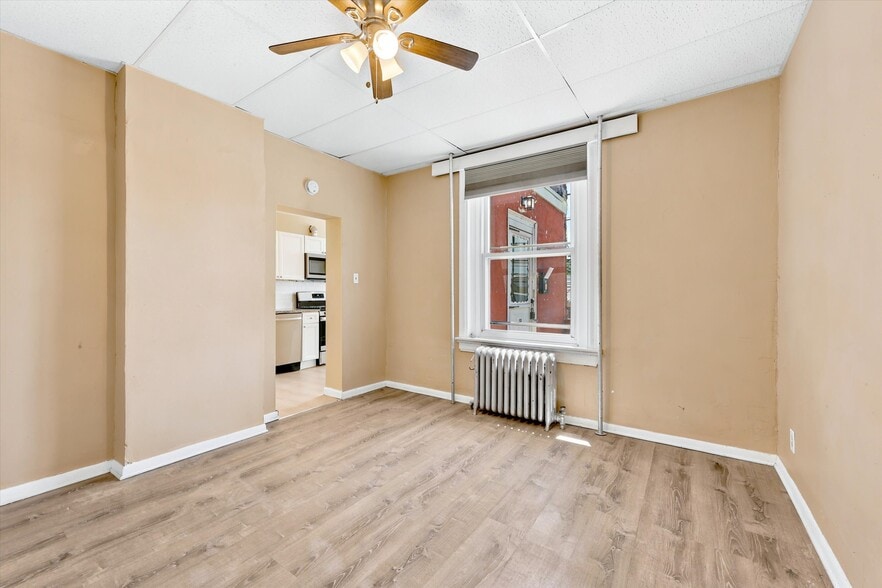 More Photos Of 401 S Springfield Rd, Clifton Heights Storefront Retail Residential For Sale