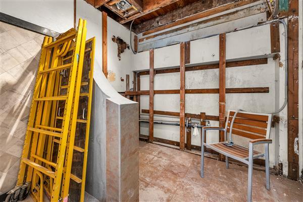 More Photos Of 22593 S Western Ave, Torrance Manufacturing For Sale