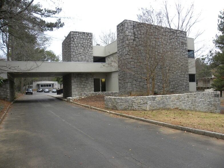 More Photos Of 3700 Longview Dr, Chamblee Loft Creative Space For Sale